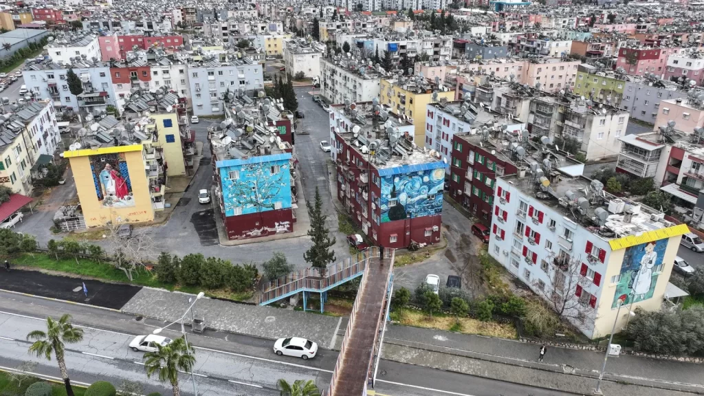 Mersin’de Mahalle Kültürü Yeniden Canlanıyor