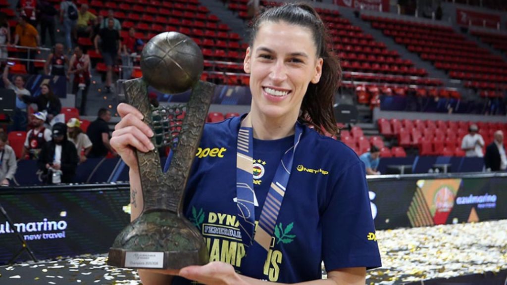 Fenerbahçe’de ayrılık açıklandı: Teşekkür edildi