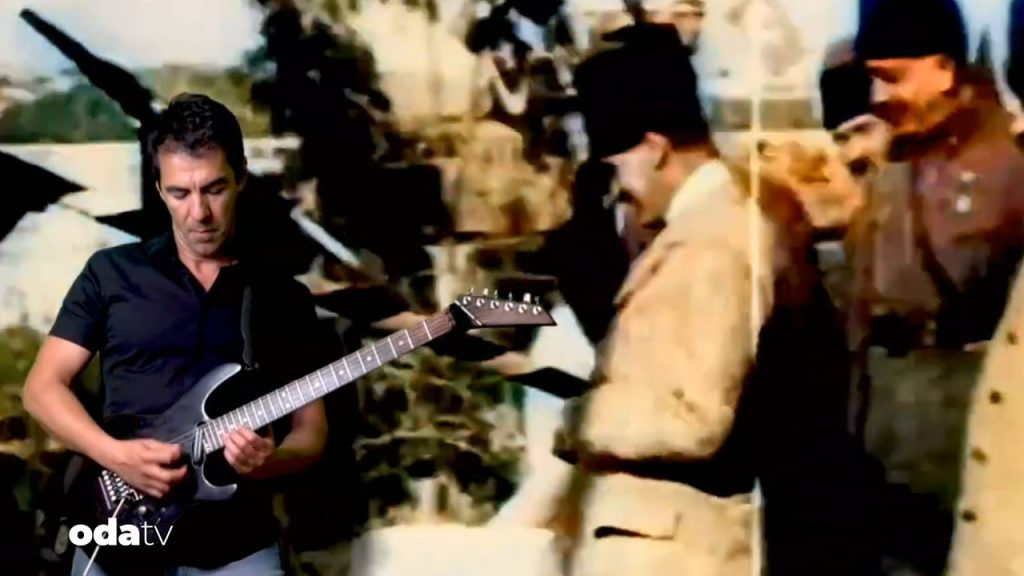 Gençlik Marşı’nı bir de böyle dinleyin… Serdar Öztop’dan rock versiyon