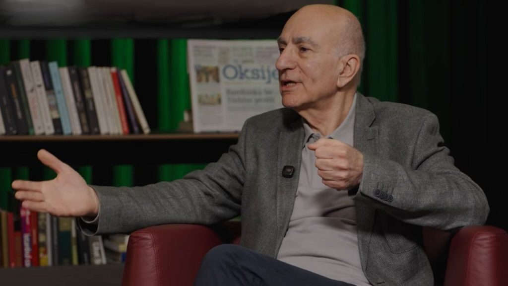 Mahfi Eğilmez kafelerin neden kalabalık olduğunu açıkladı
