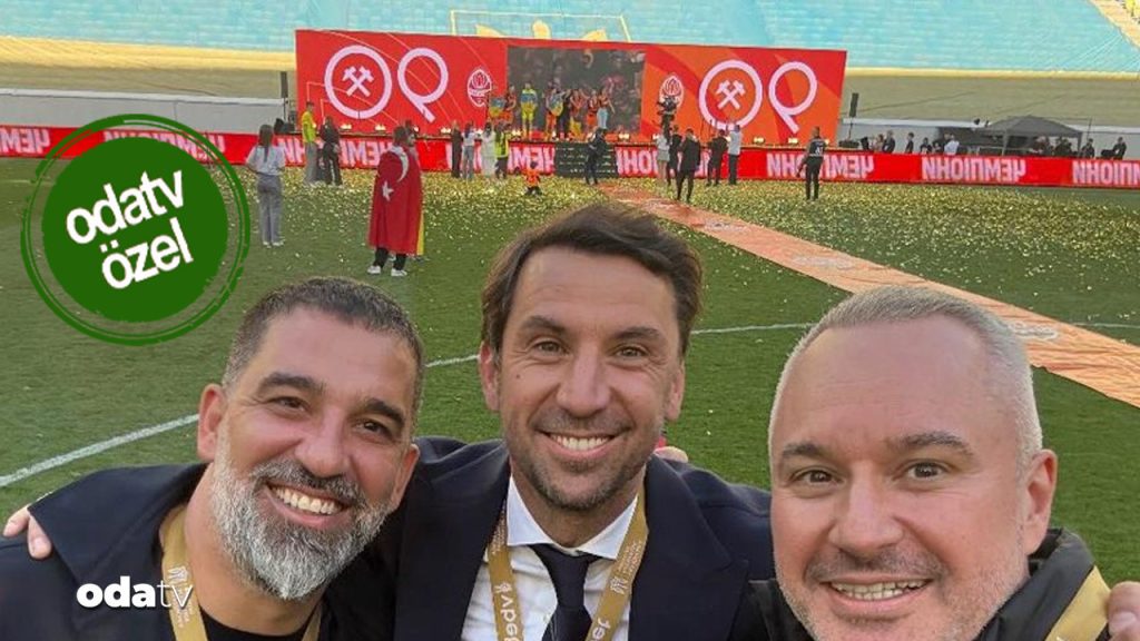 Podyumdaki ‘çekiç ve kazma’nın hikayesi: Sovyetler’in son büyük futbol mirası