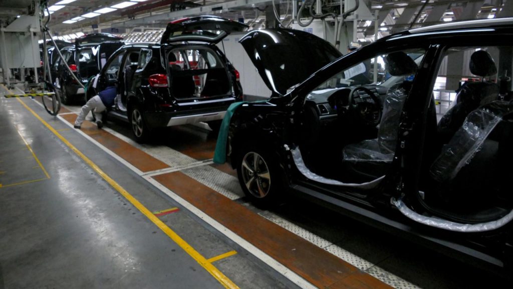 Stellantis, Volkswagen ve Ford… Devler fabrikalarını Çinlilere devrediyor
