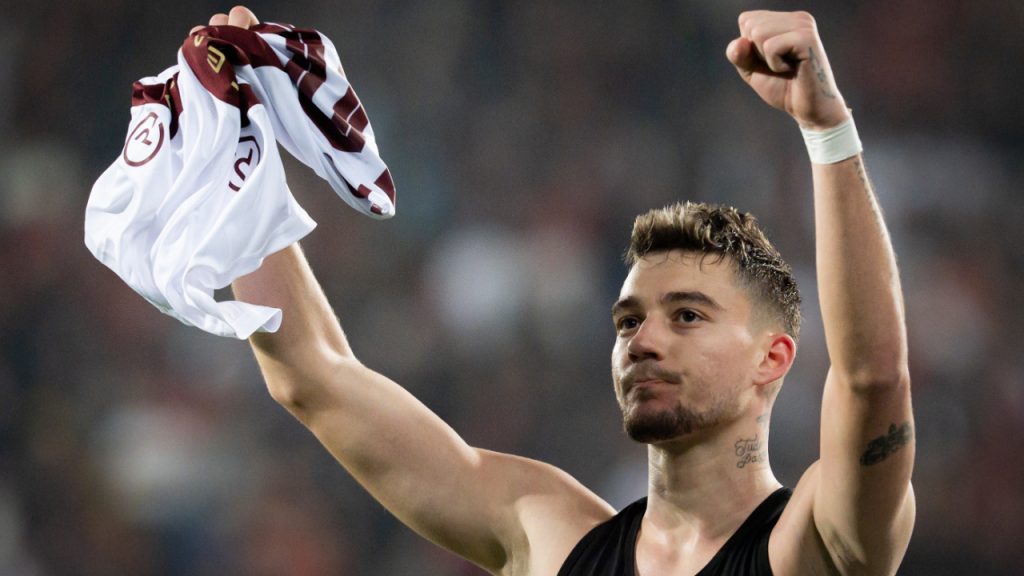Trabzonspor Ernest Muçi’nin bonservisini aldı