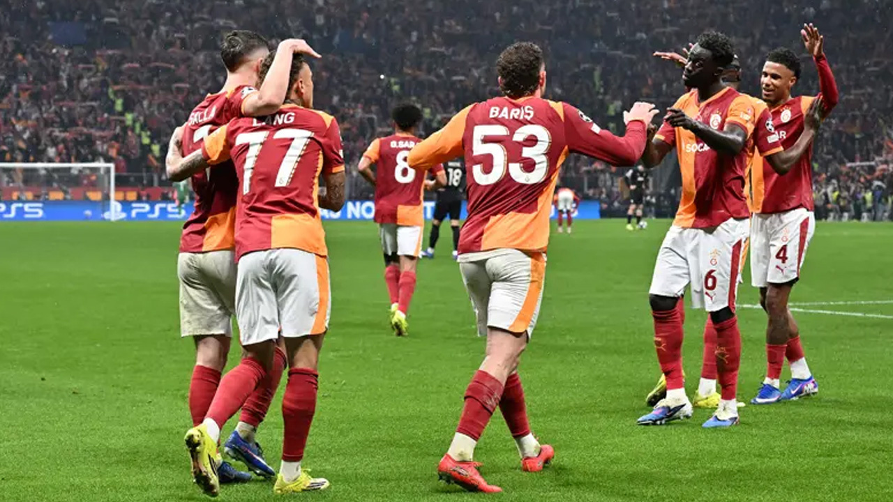 Galatasaray’a Napoli’den kötü haber