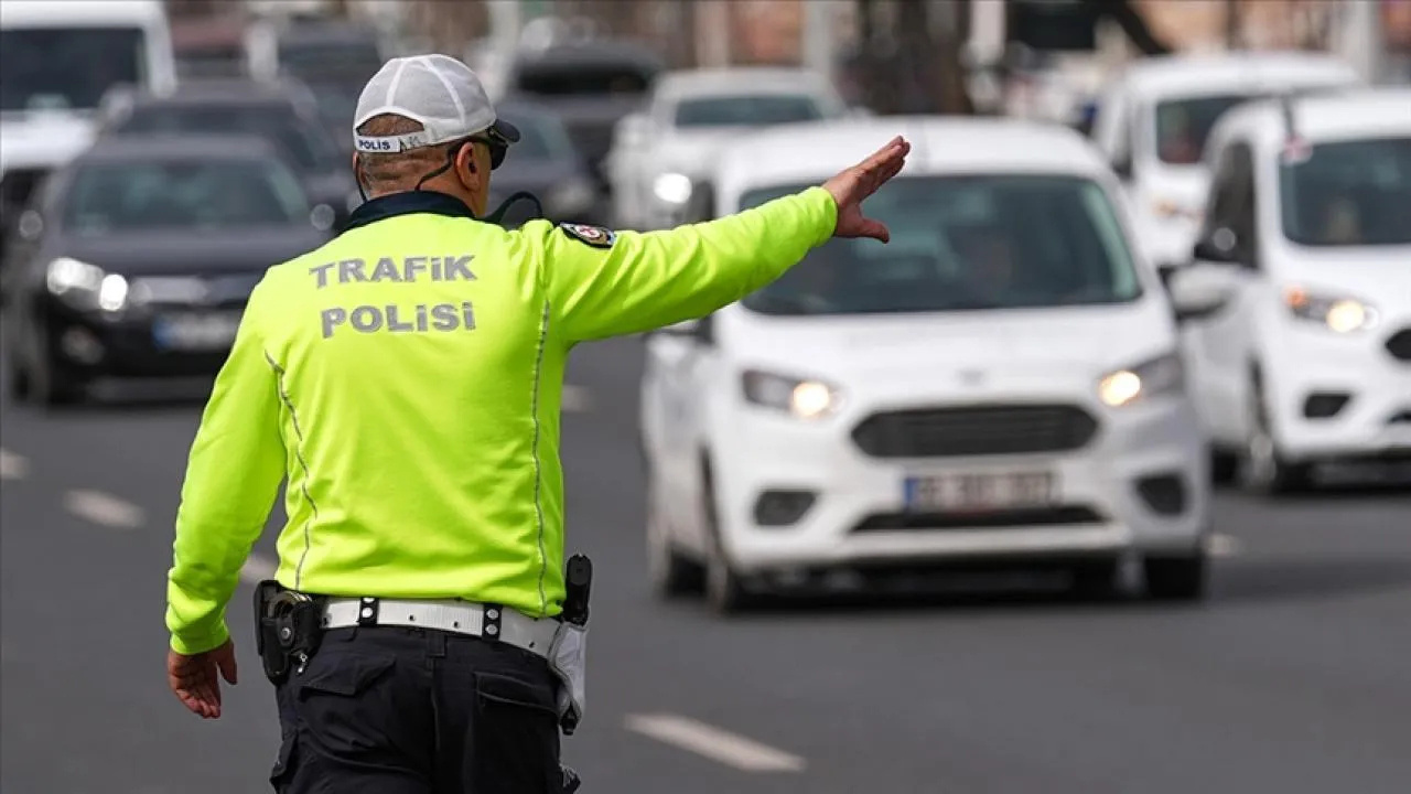 İstanbul’da trafiği daha da arttıracak arabalar geldi!