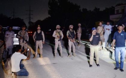 Pakistan’da Askeri Karargaha Bombalı Araçla Saldırı: 3 Ölü