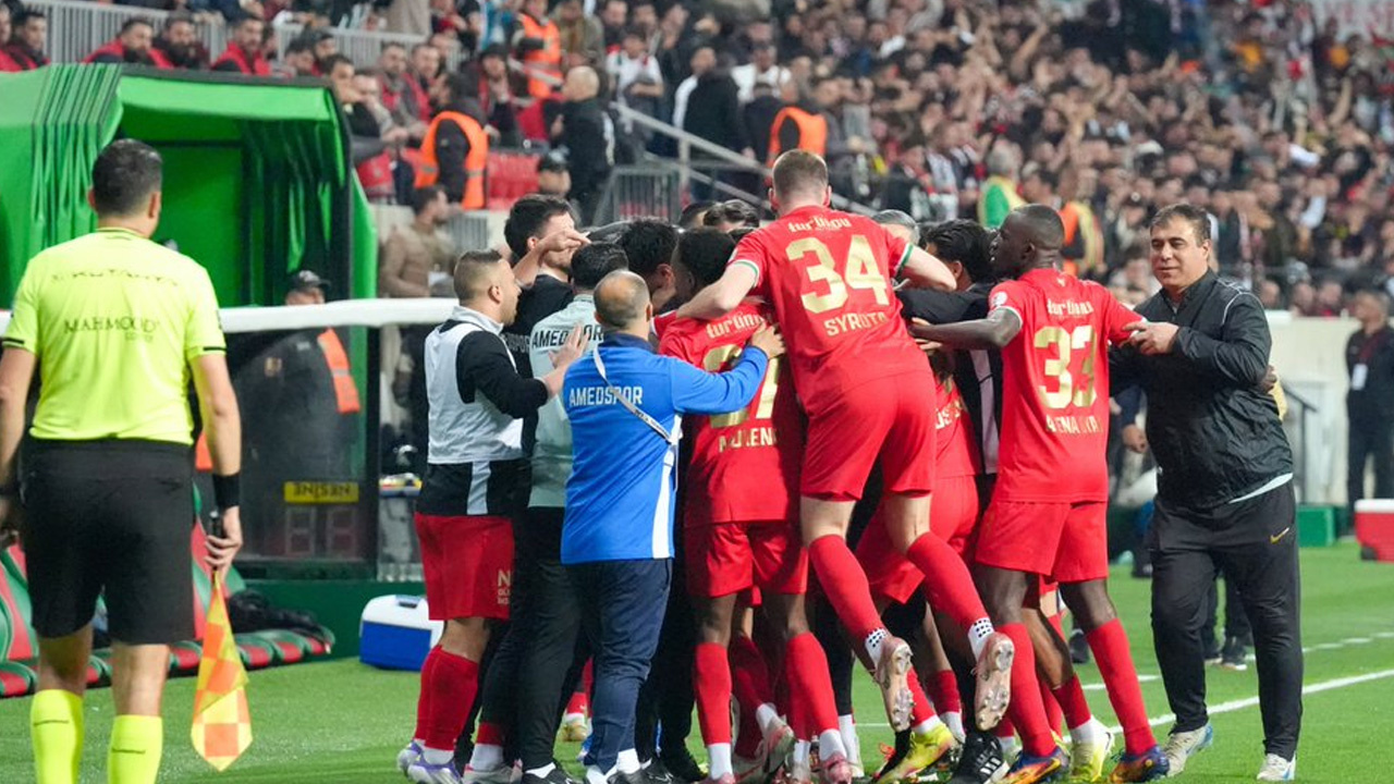 Amedspor’la Şampiyon Olduğu gibi Yollandı: Teşekkür Edip Vedayı Açıkladılar