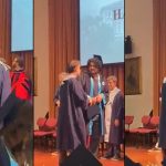 Boğaziçi’nde Olaylı Mezuniyet: Fotoğraf Çekilmek İstemeyen Öğrenciye Diplomasını Verirken Zorluk Çıkardı