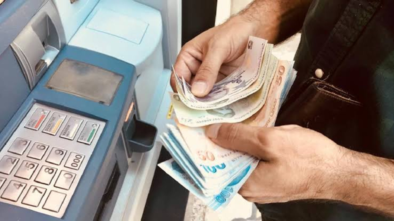 Emekliye Zam Oranlarını Verdi: Duyan Donup Kalacak