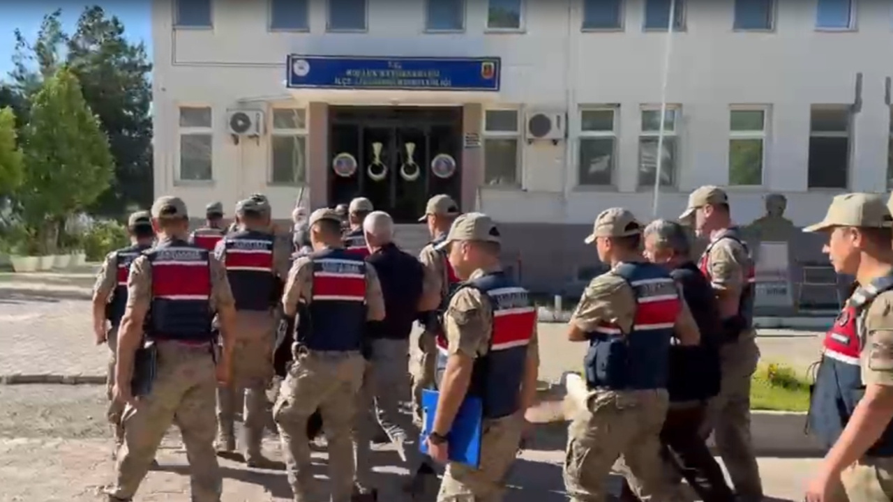 Eşini Fuhşa Zorlayıp Burnunu Kesen Kocayı Döve Döve Öldürmüşler! Cinayet 19 Yıl sonra Ortaya Çıktı