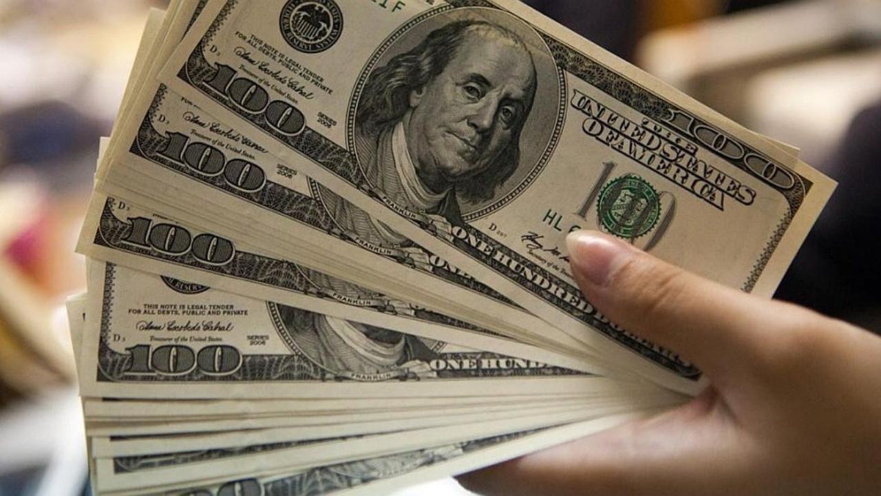 Fed’in Faiz Sinyali Doları Uçurdu: Zirveye Taşıdı