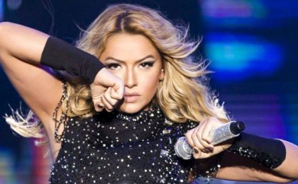Hadise O Sözlere Dayanamadı: Davayı Açtı