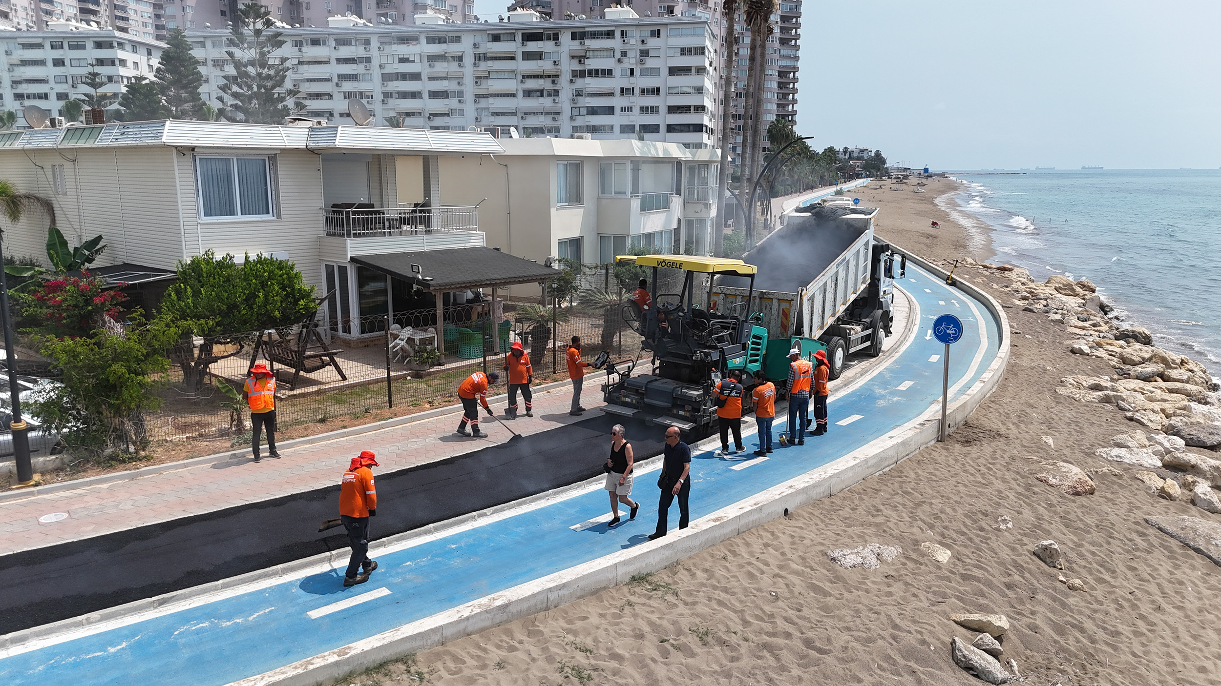 Soli Pompeiopolis Beach’in Yürüyüş Güzergâhı Büyükşehir’le Yenilendi