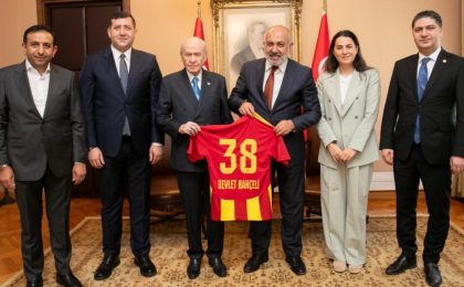 Süper Lig’den Düşünce Devreye Girmişti: Kayserispor Bahçeli’ye Gitti
