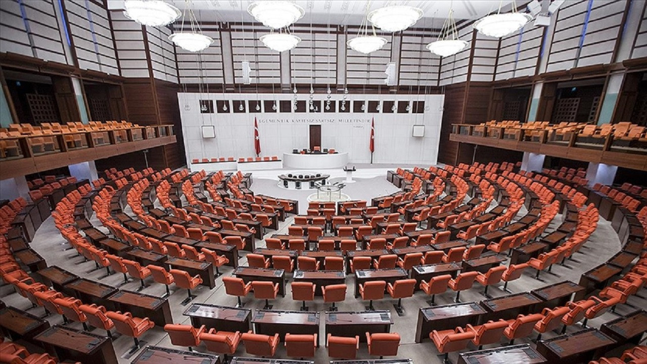 Tbmm’de Madımak Katliamı Tartışması: Failler Yargılandı Ama Kimin Organize Ettiği Bulunamadı
