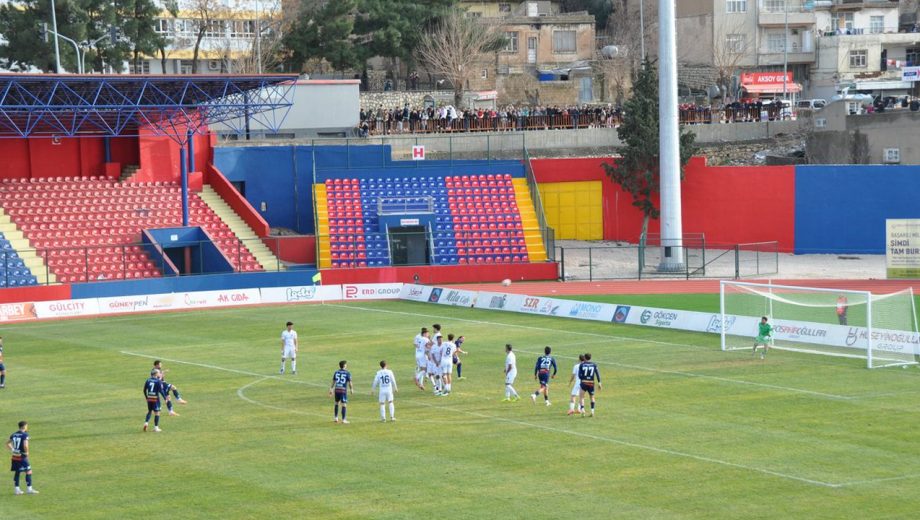 TFF 1. Lig’e Çıkıp 34 Yaşındaki Kalece İmza Attırdı