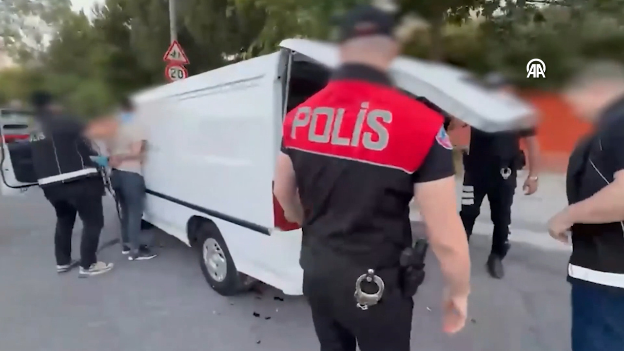 Yüzlerce Kilo Uyuşturucu Sokaklardan Toplandı: İstanbul Dahil 4 İlde 15 Günlük Korkunç Bilanço