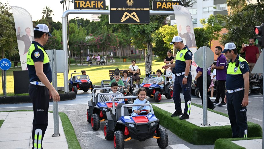 Mersin Büyükşehir Minikleri Trafik Kurallarıyla Buluşturdu