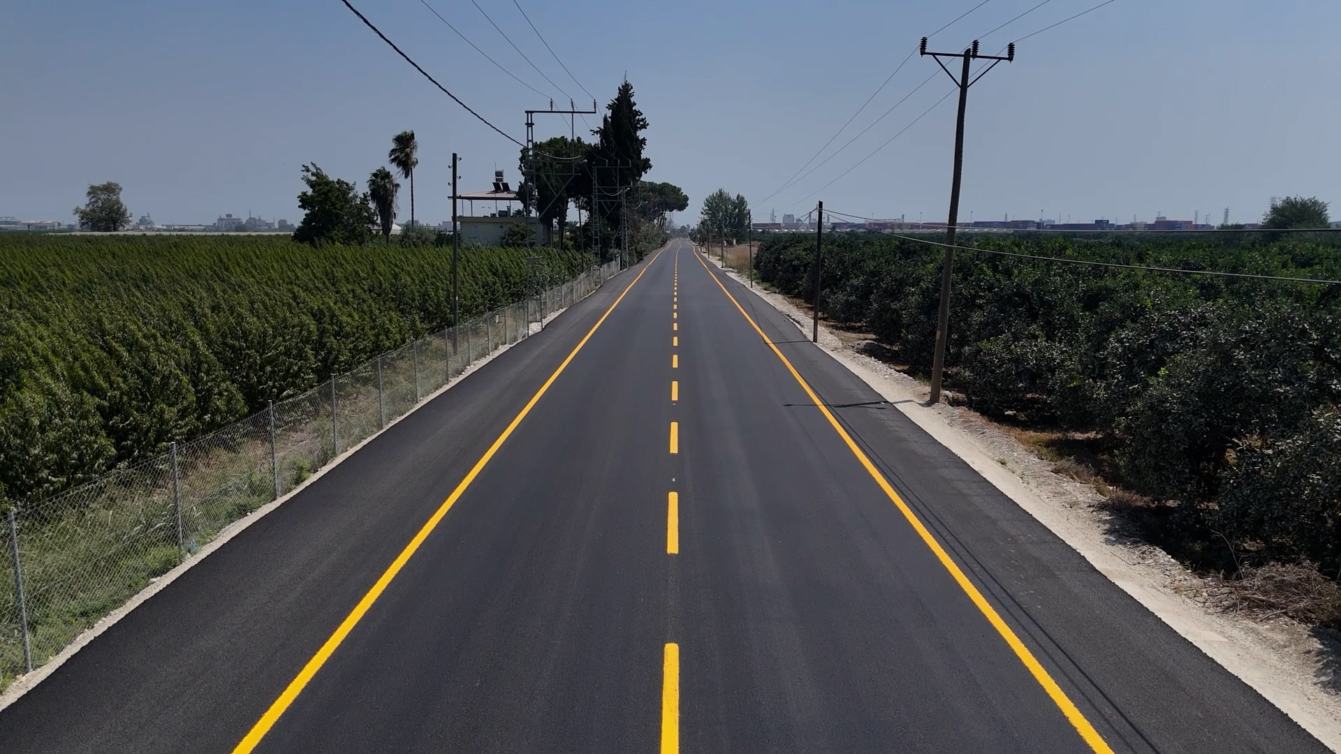 Mersin Büyükşehir’den Akdeniz İlçesi’nin Üretim ve Sanayi Hattında Önemli Yol Çalışması