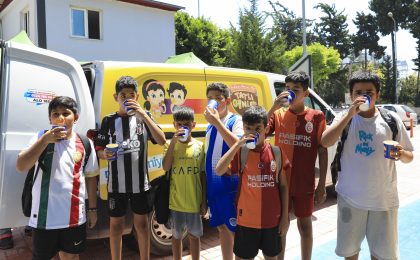 Mersin Büyükşehir’den Sıcak Yaz Günlerinde Serinleten Lezzet