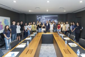 Mersin Büyükşehir’in Kurs Merkezleri’nden Mezun Olan Öğrenciler Başkan Seçer’i Ziyaret Etti