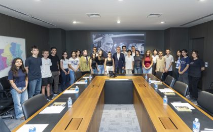Mersin Büyükşehir’in Kurs Merkezleri’nden Mezun Olan Öğrenciler Başkan Seçer’i Ziyaret Etti