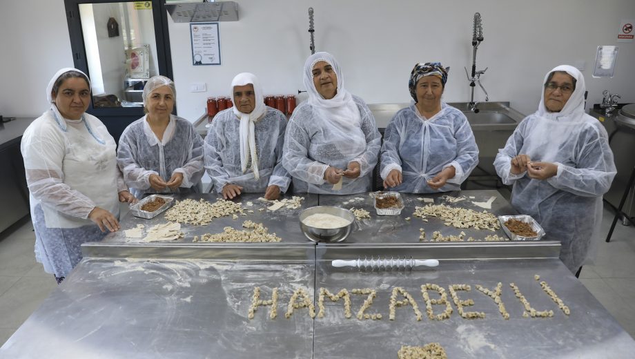 Büyükşehir’den Hamzabeyli’de Kadınların Üretimine Güçlü Destek