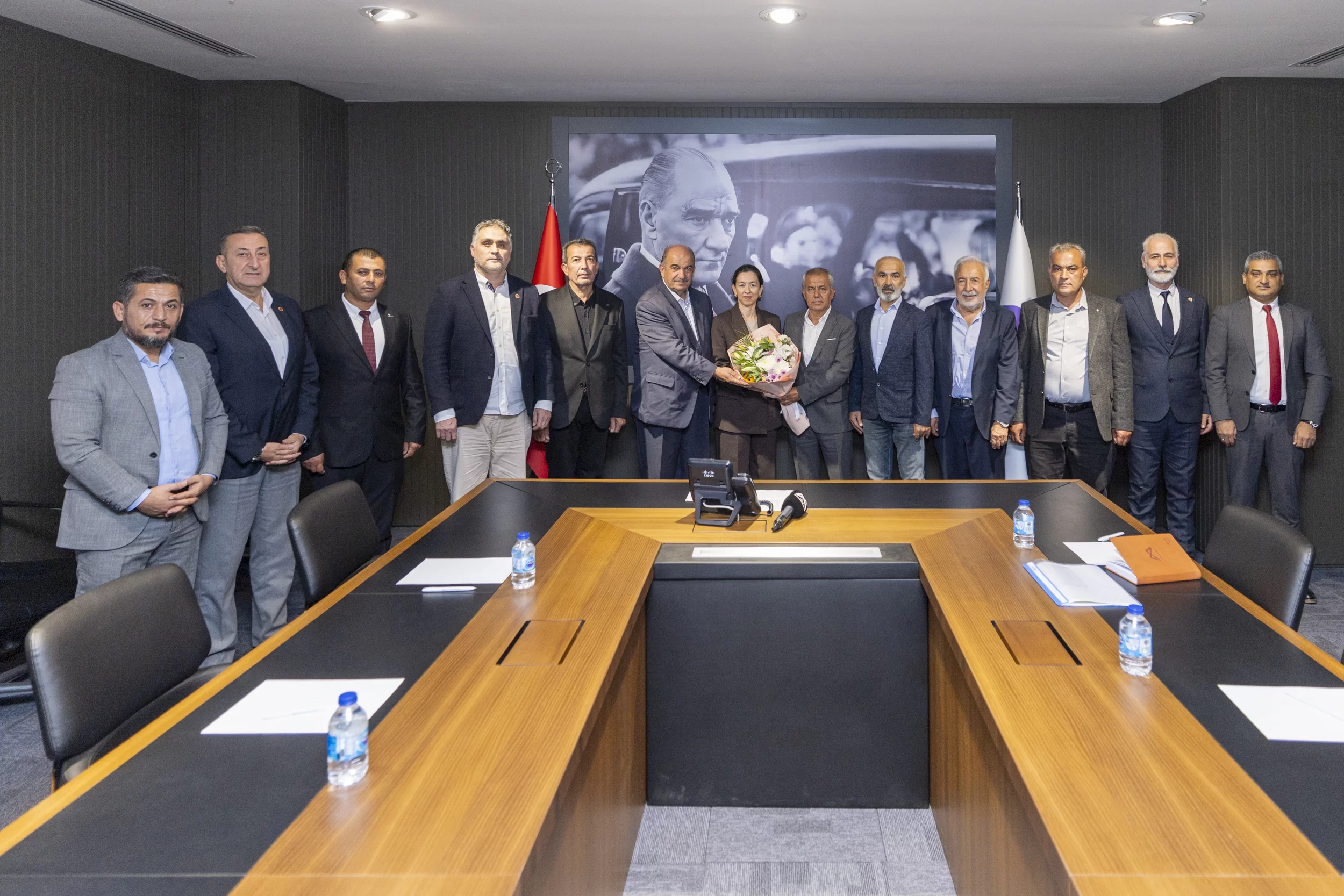 Başkan Vekili Genç, Muhtarlar Günü Dolayısıyla Muhtarlarla Bir Araya Geldi