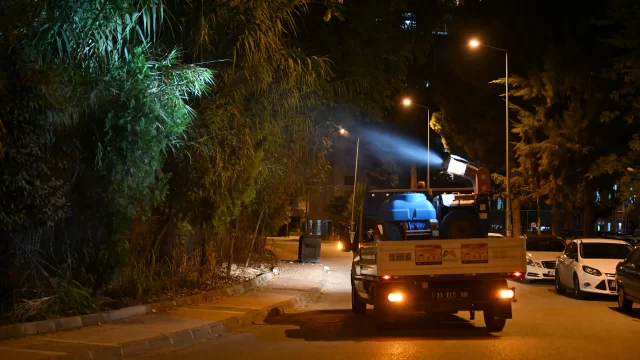 Mersin Büyükşehir 13 İlçede 365 Gün Kesintisiz İlaçlama Yapıyor